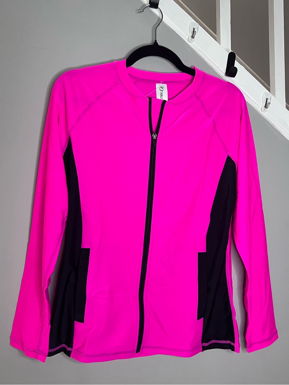 0061: Halcurt Womens Bright Pink Zip-Up Rash Guard Swim Jacket with Black Panels